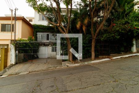 Casa à venda com 212m², 3 quartos e 2 vagasFachada