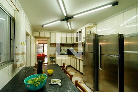 Casa à venda com 212m², 3 quartos e 2 vagasCozinha