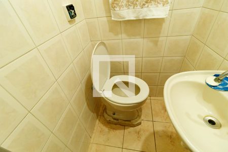 Casa à venda com 212m², 3 quartos e 2 vagasLavabo