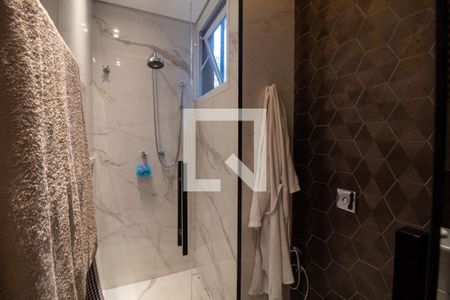 Casa à venda com 247m², 4 quartos e 2 vagas Casa à venda com 247m², 4 quartos e 2 vagasBanheiro da Suíte 3