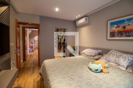 Casa à venda com 247m², 4 quartos e 2 vagas Casa à venda com 247m², 4 quartos e 2 vagasSuíte 3