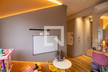 Casa à venda com 247m², 4 quartos e 2 vagas Casa à venda com 247m², 4 quartos e 2 vagasSuíte 1