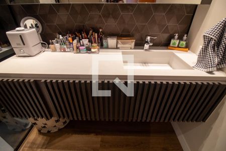 Casa à venda com 247m², 4 quartos e 2 vagas Casa à venda com 247m², 4 quartos e 2 vagasBanheiro da Suíte 3