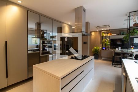 Casa à venda com 247m², 4 quartos e 2 vagas Casa à venda com 247m², 4 quartos e 2 vagasCozinha