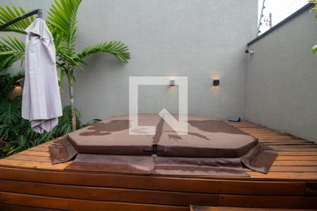 Casa à venda com 247m², 4 quartos e 2 vagas Casa à venda com 247m², 4 quartos e 2 vagasQuintal - Hidro