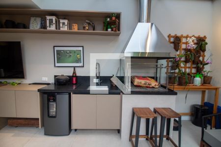 Casa à venda com 247m², 4 quartos e 2 vagas Casa à venda com 247m², 4 quartos e 2 vagasChurrasqueira