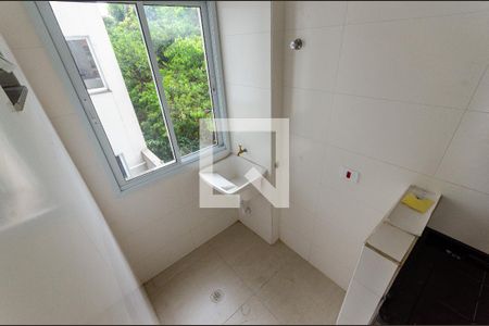 Apartamento à venda com 48m², 2 quartos e 1 vaga Apartamento à venda com 48m², 2 quartos e 1 vagaÁrea de Serviço