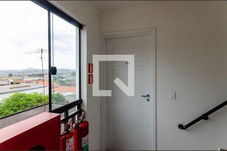 Apartamento à venda com 48m², 2 quartos e 1 vaga Apartamento à venda com 48m², 2 quartos e 1 vagaPorta