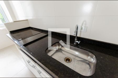 Apartamento à venda com 48m², 2 quartos e 1 vaga Apartamento à venda com 48m², 2 quartos e 1 vagaCozinha