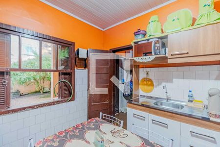 Cozinha 1 de casa à venda com 4 quartos, 400m² em Vila João Pessoa, Porto Alegre