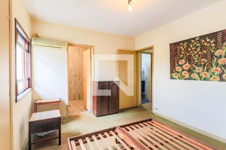 Casa para alugar com 160m², 3 quartos e 3 vagasSuíte