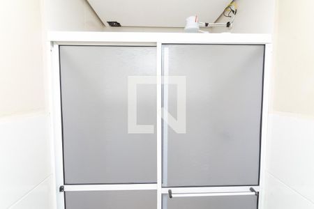 Casa à venda com 976m², 5 quartos e 8 vagas Casa à venda com 976m², 5 quartos e 8 vagasBanheiro garagem