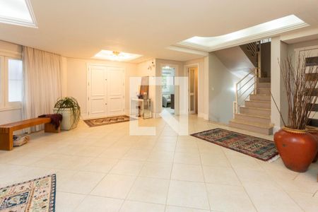 Sala de casa à venda com 5 quartos, 976m² em Vila Jardim, Porto Alegre