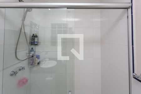 Casa à venda com 976m², 5 quartos e 8 vagas Casa à venda com 976m², 5 quartos e 8 vagasBanheiro da Suite 3