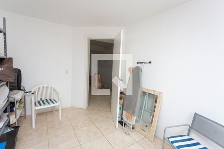 Casa à venda com 976m², 5 quartos e 8 vagas Casa à venda com 976m², 5 quartos e 8 vagasQuarto auxiliar