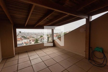 Casa à venda com 976m², 5 quartos e 8 vagas Casa à venda com 976m², 5 quartos e 8 vagasÁrea externa