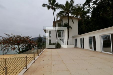 Casa para alugar com 179m², 3 quartos e 3 vagasVaranda