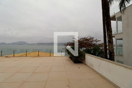 Casa para alugar com 179m², 3 quartos e 3 vagasVaranda