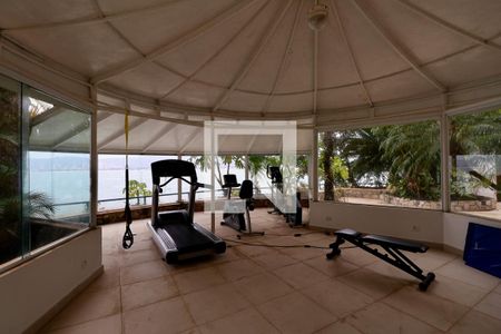 Casa para alugar com 179m², 3 quartos e 3 vagasÁrea comum - Academia