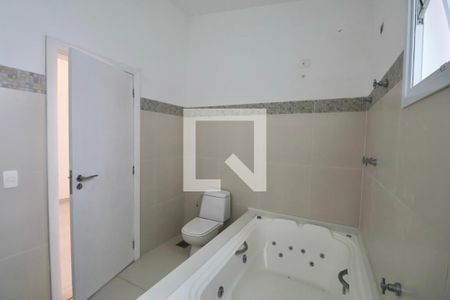 Casa para alugar com 179m², 3 quartos e 3 vagasBanheiro Suíte 3