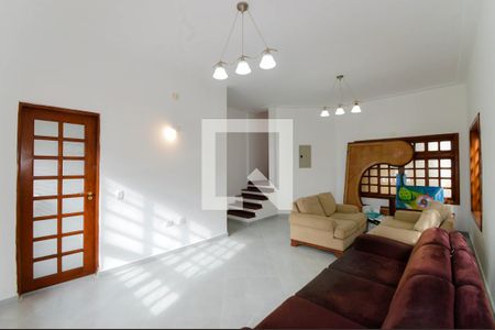 Casa à venda com 3 quartos, 198m² em Jardim Barbosa, Guarulhos