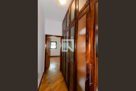 Closet da suíte de casa à venda com 3 quartos, 198m² em Jardim Barbosa, Guarulhos