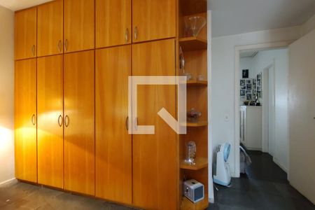 Casa à venda com 198m², 3 quartos e 1 vaga Casa à venda com 198m², 3 quartos e 1 vagaQuarto 1 - Suíte