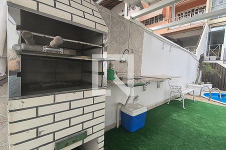 Casa à venda com 198m², 3 quartos e 1 vaga Casa à venda com 198m², 3 quartos e 1 vagaChurrasqueira