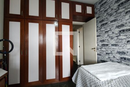 Casa à venda com 198m², 3 quartos e 1 vaga Casa à venda com 198m², 3 quartos e 1 vagaQuarto 2 - Armários