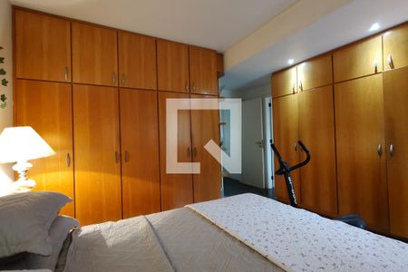 Casa à venda com 198m², 3 quartos e 1 vaga Casa à venda com 198m², 3 quartos e 1 vagaQuarto 1 - Suíte