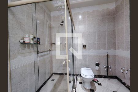 Apartamento à venda com 400m², 3 quartos e 3 vagasBanheiro da Suíte 1