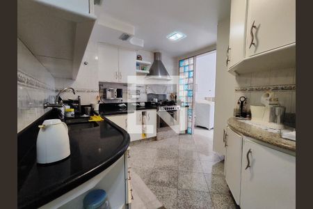 Apartamento à venda com 400m², 3 quartos e 3 vagasCozinha
