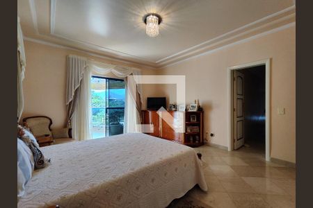 Apartamento à venda com 400m², 3 quartos e 3 vagasSuíte 1