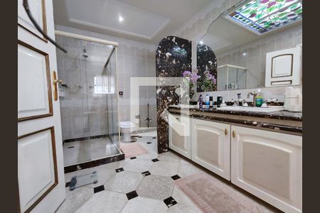 Apartamento à venda com 400m², 3 quartos e 3 vagasBanheiro da Suíte 1