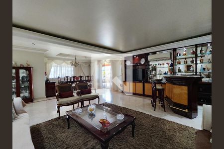 Apartamento à venda com 400m², 3 quartos e 3 vagasSala