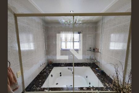 Apartamento à venda com 400m², 3 quartos e 3 vagasBanheiro da Suíte 1