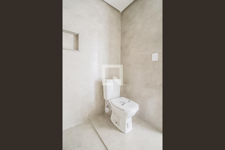 Casa à venda com 170m², 3 quartos e 2 vagasBanheiro