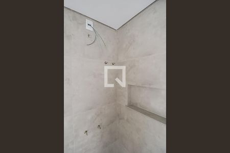 Casa à venda com 170m², 3 quartos e 2 vagasBanheiro