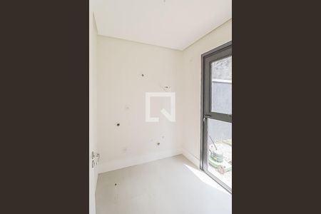 Casa à venda com 170m², 3 quartos e 2 vagasQuarto de Serviço