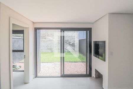 Casa à venda com 170m², 3 quartos e 2 vagasQuarto de Serviço