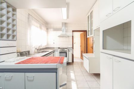 Apartamento à venda com 127m², 3 quartos e 2 vagasCozinha 