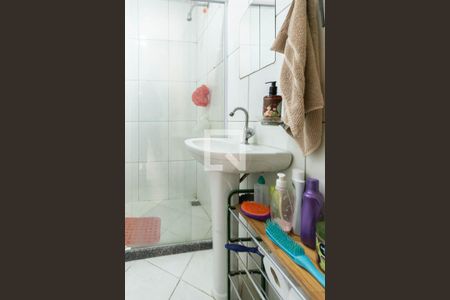 Casa à venda com 115m², 3 quartos e 1 vagaBanheiro