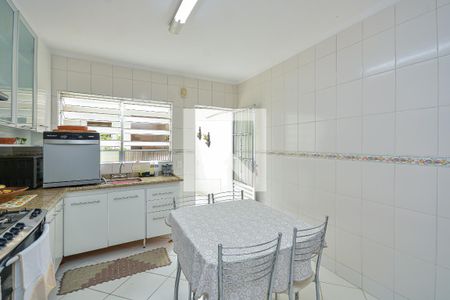 Casa à venda com 120m², 2 quartos e 1 vaga Casa à venda com 120m², 2 quartos e 1 vagaCozinha