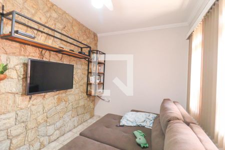 Sala de casa à venda com 4 quartos, 109m² em Vila M Genoveva, Jundiaí