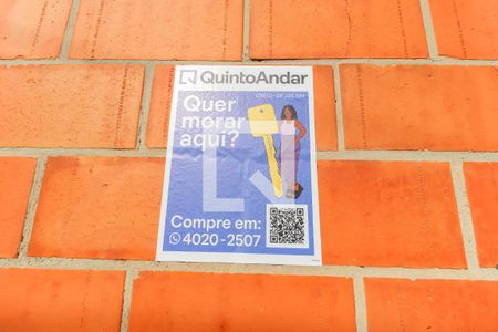 Casa à venda com 109m², 4 quartos e 5 vagas Casa à venda com 109m², 4 quartos e 5 vagasFachada