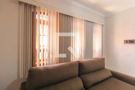 Sala de casa à venda com 4 quartos, 109m² em Vila M Genoveva, Jundiaí