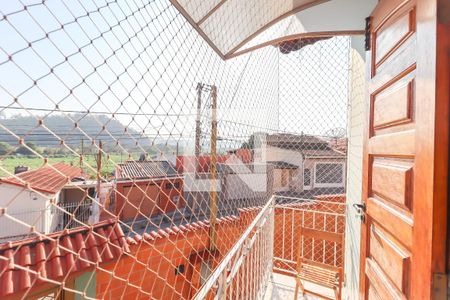 Casa à venda com 109m², 4 quartos e 5 vagas Casa à venda com 109m², 4 quartos e 5 vagasSuíte