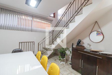 Sala de casa à venda com 4 quartos, 109m² em Vila M Genoveva, Jundiaí