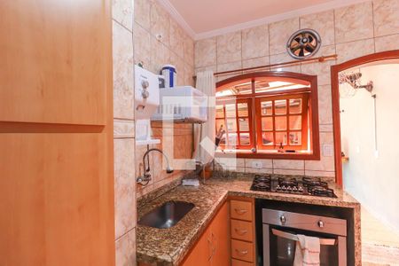 Casa à venda com 109m², 4 quartos e 5 vagas Casa à venda com 109m², 4 quartos e 5 vagasCozinha e Área de Serviço