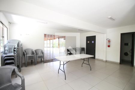 Apartamento para alugar com 72m², 3 quartos e 1 vagaÁrea comum - Salão de festas